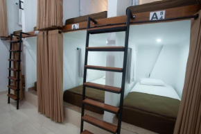 Lucky Hostel